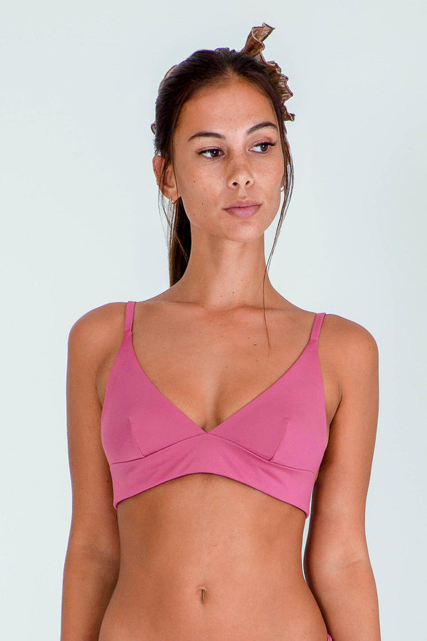 Triangle sports bra worn by Lauralie